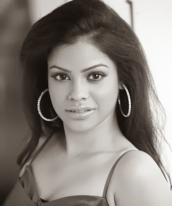Sumona Chakravarti