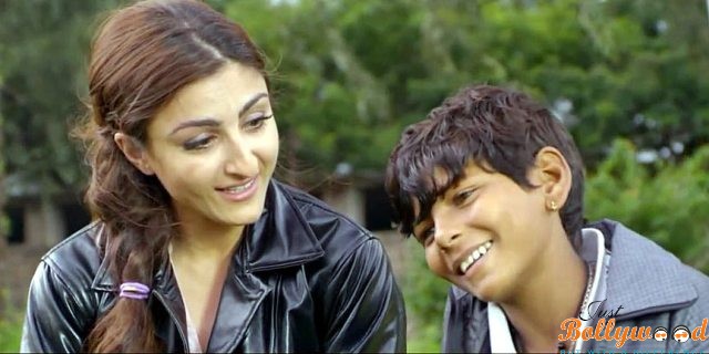 Chaarfutiya Chhokare Movie Review