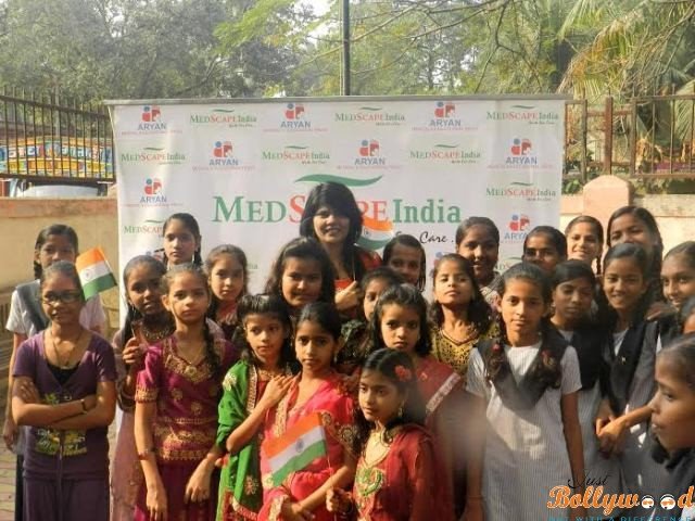 Vidya Thakur supports Save The Girl Child Initiative