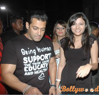 Salman Khan With Khushi