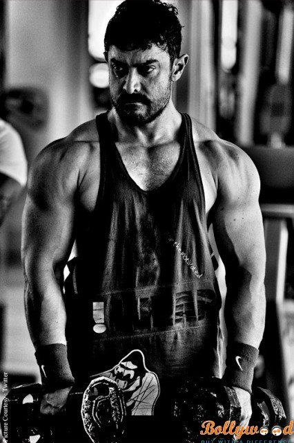first-look-of-aamir-khans-as-a-young-mahaveer-in-dangal-1