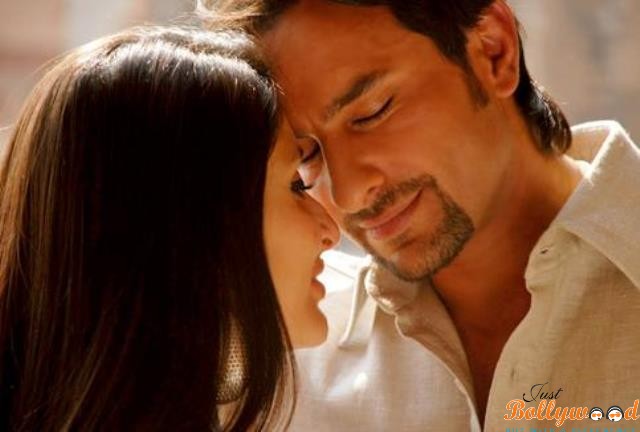 saif confirms kareena kapoor khan's pregnancy