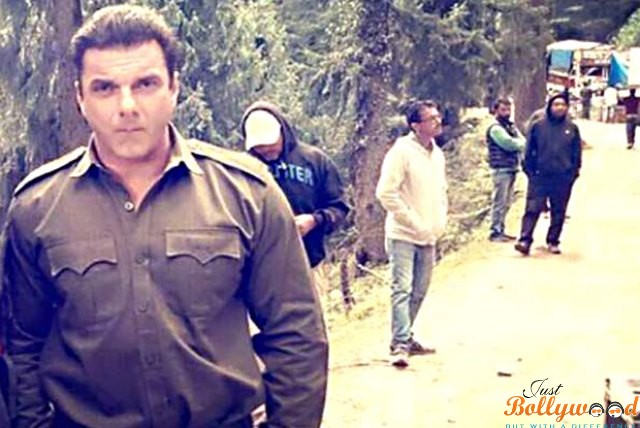 leaked-sohail-khans-look-from-salmans-tubelight-1