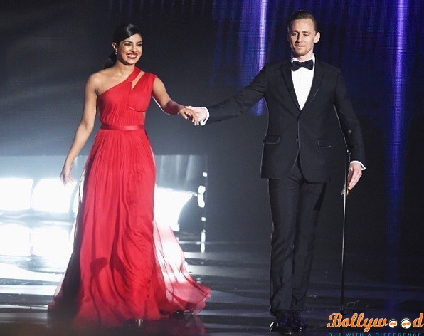 Priyanka Chopra's Oscar Dress is Trending on Google in its Review List