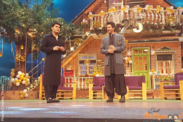 raees-on-the-sets-of-kapil-sharma-show-3