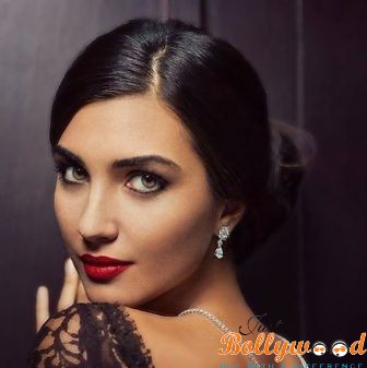 Tuba Buyukustun