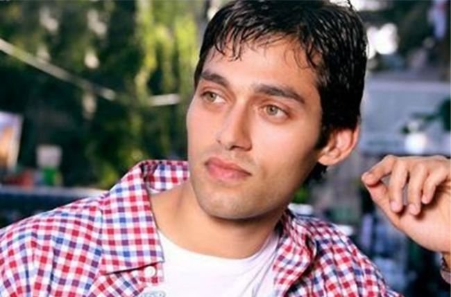 Sumit Vats : Biography, wiki, age, height, photos, serials, info, wife,  income