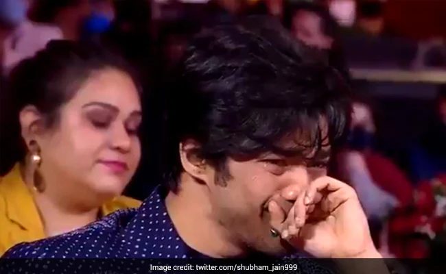 babil khans mother calls him kadak launda