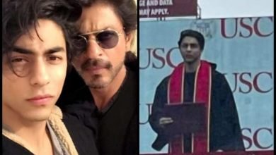 SRK Son Graduation Picture viral