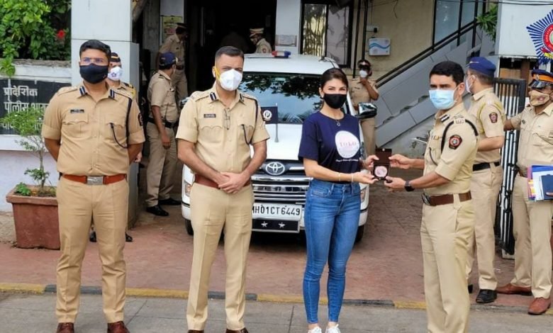 Mumbai Police thanks Jacqueline Fernandez