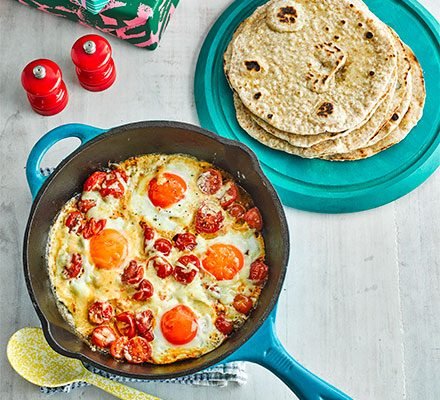 Flatbreads with brunch-style eggs
