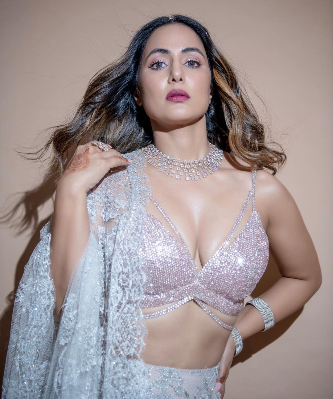 Hina Khan 1