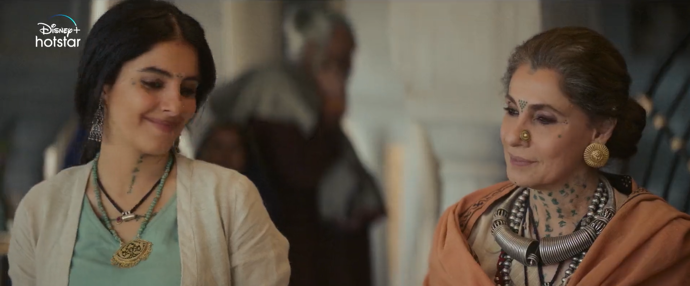 Dimple Kapadia and Isha Talwar