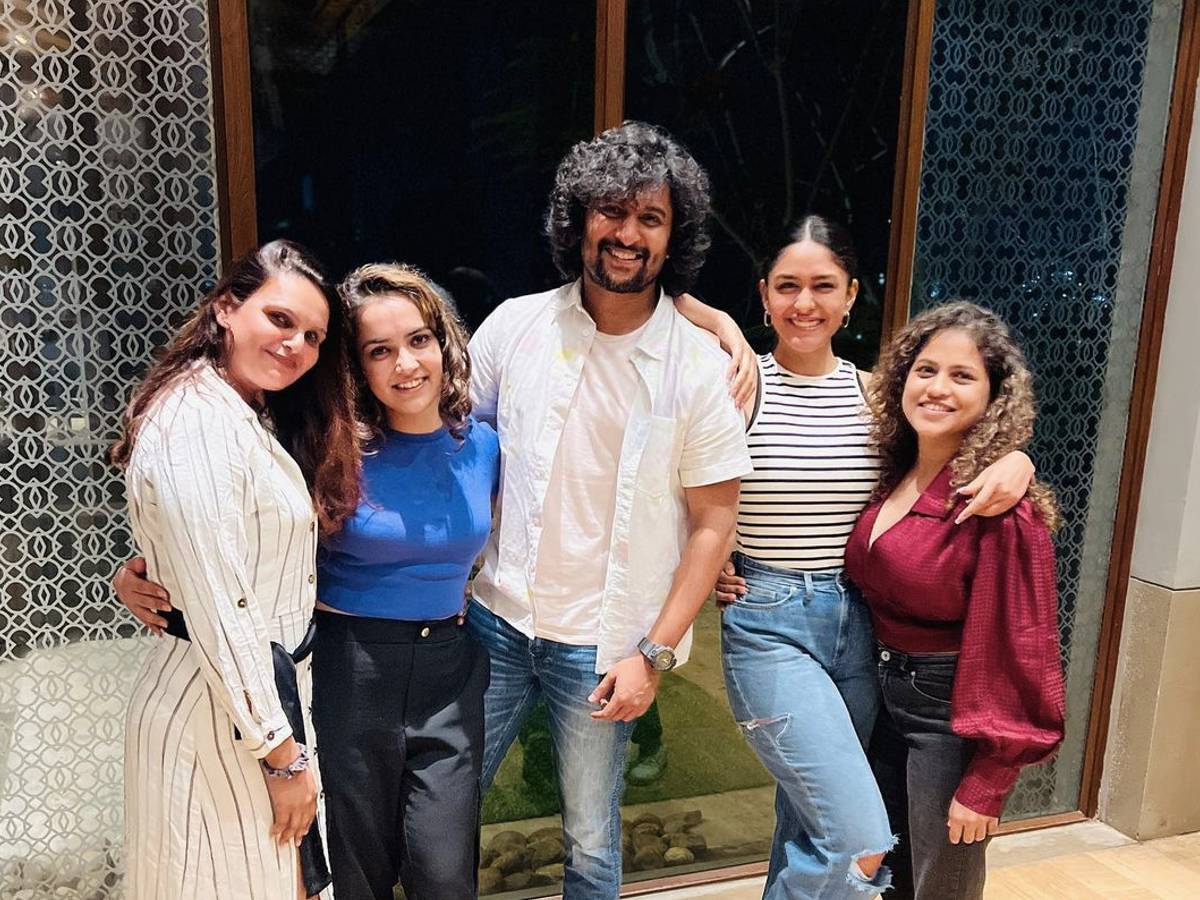 Mrunal wraps up the shoot of Nani 30