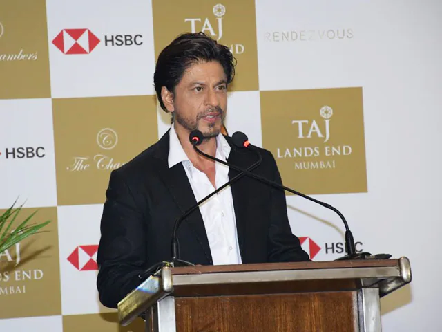 SRK at Gauri Khans book launch
