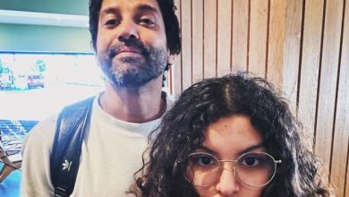 Farhan akhtar daughter