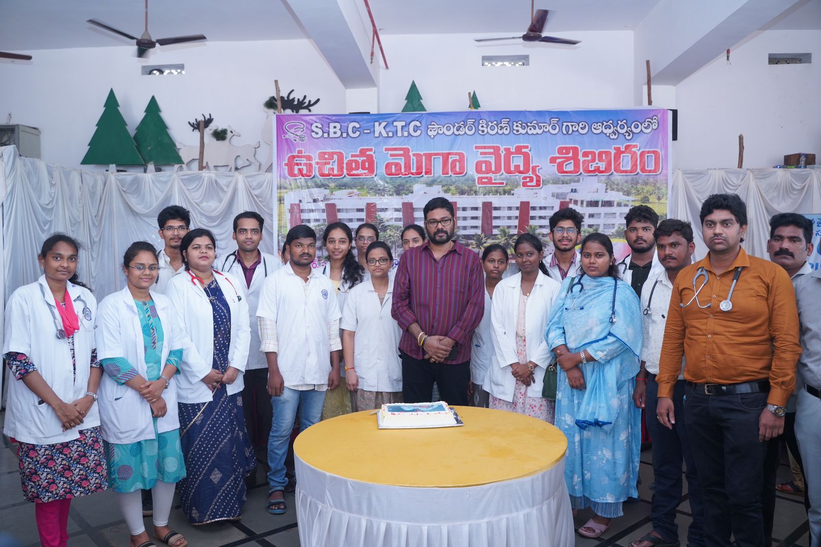 Dr. Praveen Chakravarthy