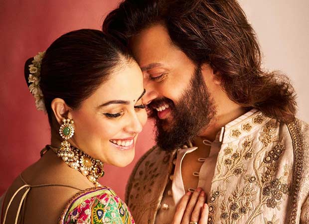 Riteish Genelia MSRTC Brand Ambassador