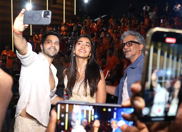 Swiggy Hosts Special Hai Jawani Toh Ishq Hona Hai Screening for Over 150 Delivery Partners in Mumbai 1 Swiggy hosts HJTIHH screening
