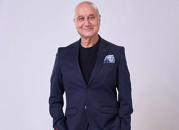 Anupam Kher Honoured with Certificate of Recognition in Toronto 5 anupam kher